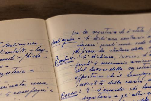 05_BERLINGUER_installation-view_ph.Monkeys-Video-Lab-scaled