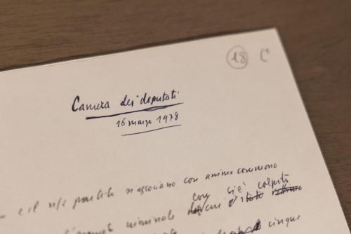 15_BERLINGUER_installation-view_ph.Monkeys-Video-Lab-scaled